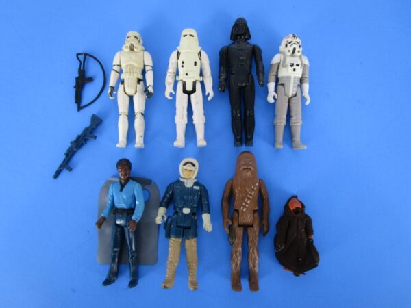 Vintage Kenner Star Wars 1977, 1980 Figures Lot  - Image 2