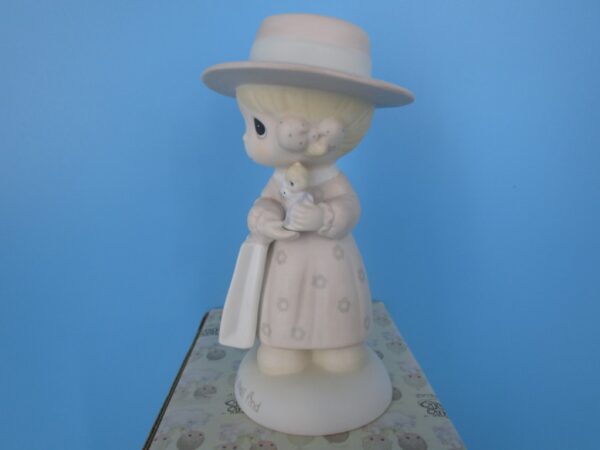 Precious Moments Figurine - Seek and Ye Shall Find - Image 2