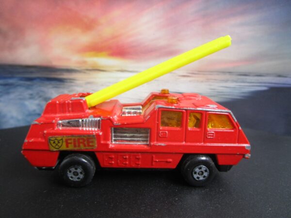 Matchbox Blaze Buster Superfast Red Fire Car - Image 2