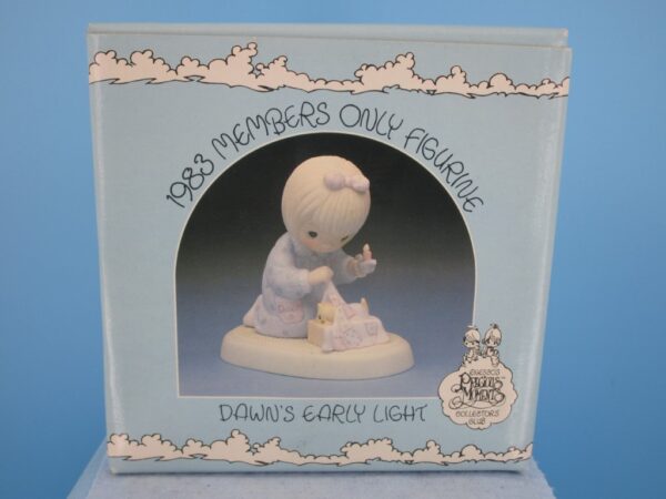 Precious Moments Figurine - Dawn's Early Light - Image 3