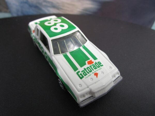 Darrell Waltrip #88 Gatorade Buick - Image 3