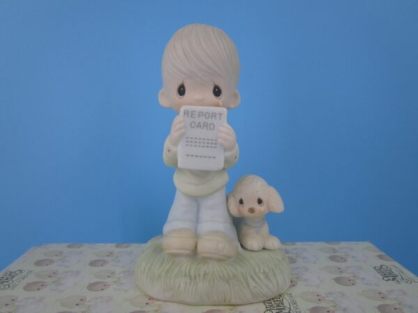 Precious Moments Figurine - God Understands