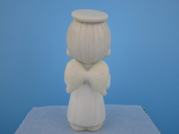 Precious Moments Figurine - God sent his Love - Image 2