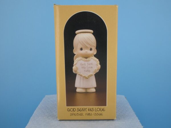 Precious Moments Figurine - God sent his Love - Image 3