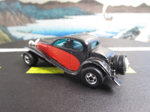 Hot Wheels 37' Bugatti - Image 5