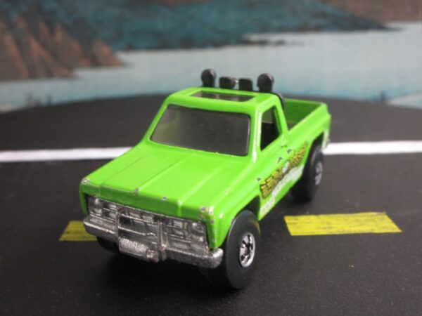 Hot Wheels Bywayman Eagle Chevy Silverado pickup truck - Image 6