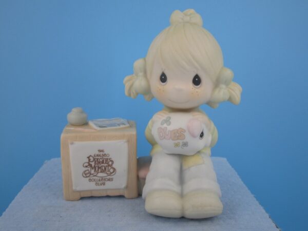 Precious Moments Figurine - Join in on the Blessings