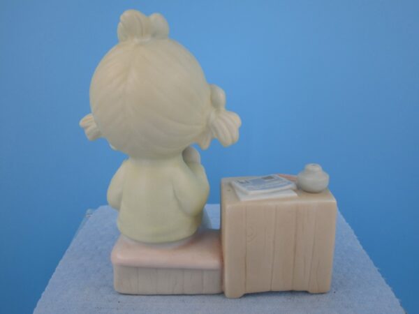 Precious Moments Figurine - Join in on the Blessings - Image 2