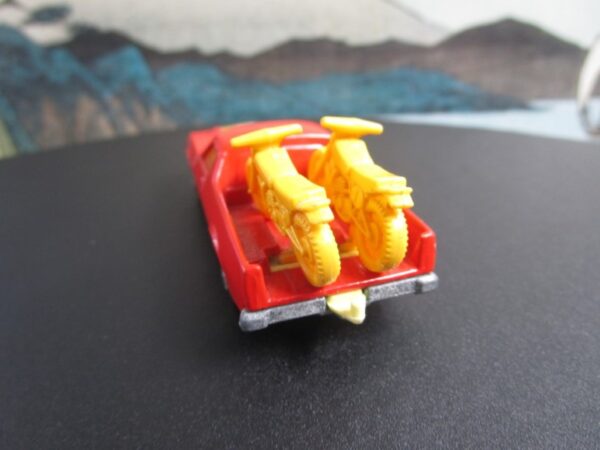 1977 Matchbox Superfast No 60 Holden Pick-up w/Motorcycles - Image 6