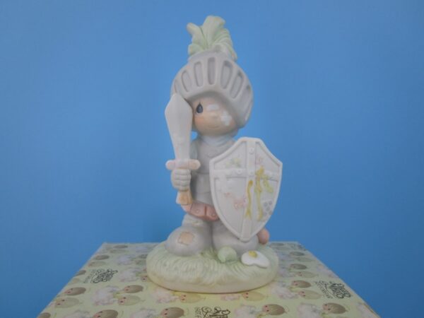 Precious Moments Figurine - Onward Christian Soldiers