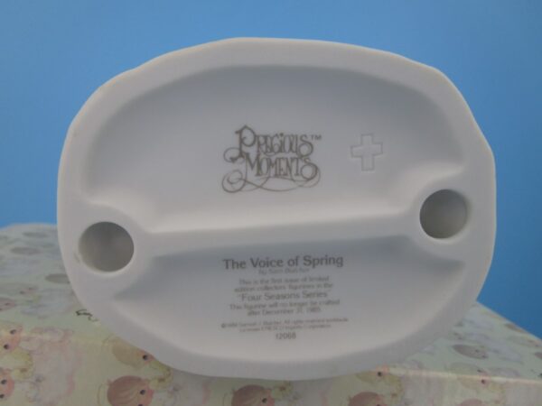 Precious Moments Figurine - The Voice of Spring - Image 4