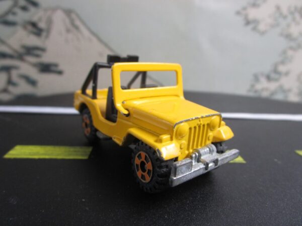 Tomica Tomy - (No. 25) Mitsubishi Jeep H-J58 - CJ Willys - Image 2