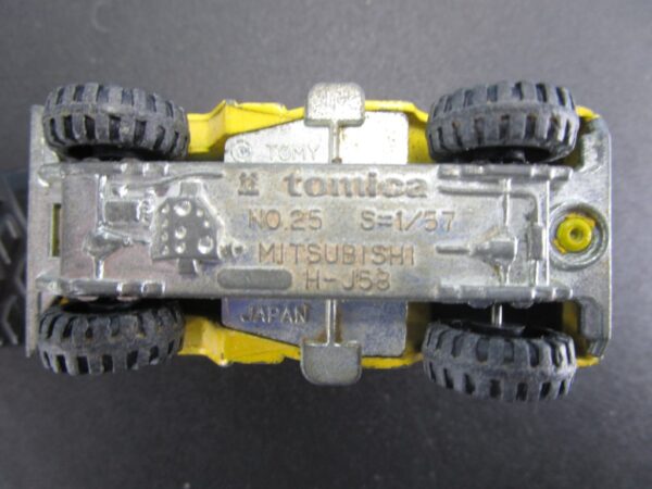 Tomica Tomy - (No. 25) Mitsubishi Jeep H-J58 - CJ Willys - Image 3