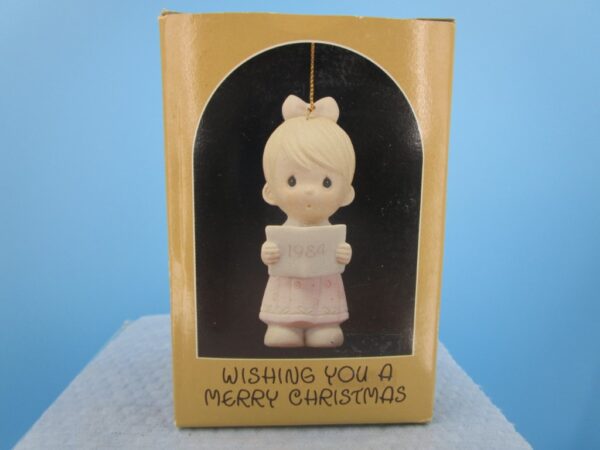 Precious Moments Ornament - Wishing you a Merry Christmas - Image 3