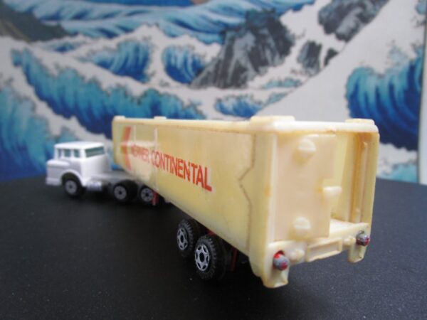 Yatming White Cabover WERNER CONTINENTAL Semi Truck Tractor Trailer - Image 6