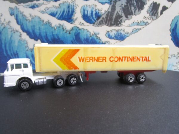 Yatming White Cabover WERNER CONTINENTAL Semi Truck Tractor Trailer - Image 4