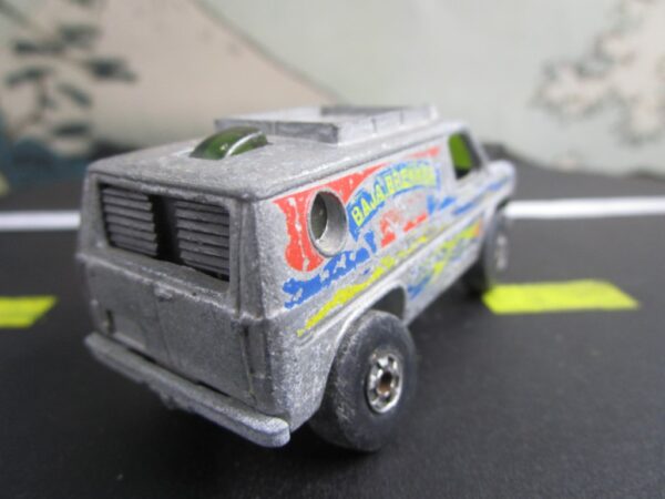 Hot Wheels Baja Breaker Van with Opening Hood - Image 5