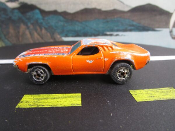 Hot Wheels  Dixie Challenger 426