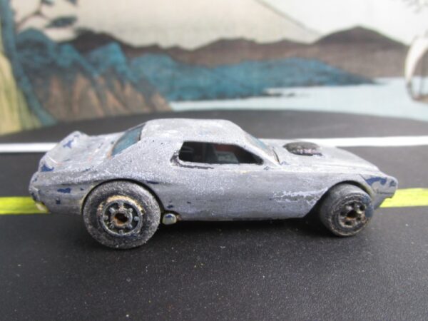 Hot Wheels blue Car - Image 5