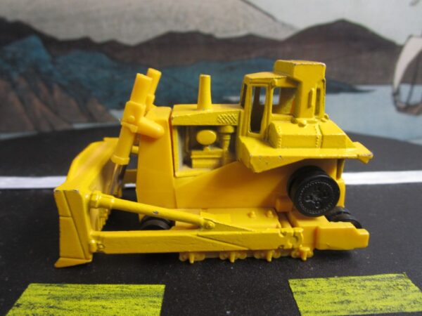 Hot Wheels Cat. Bulldozer Hot Wheels