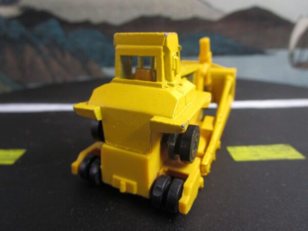 Hot Wheels Cat. Bulldozer Hot Wheels - Image 4