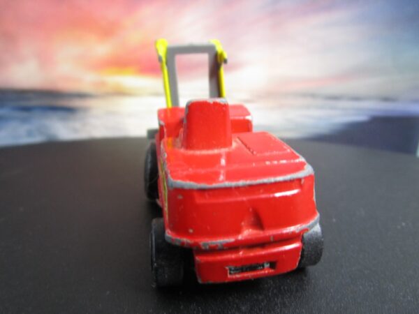 Matchbox Superfast No.15 Fork Lift Truck - Image 4