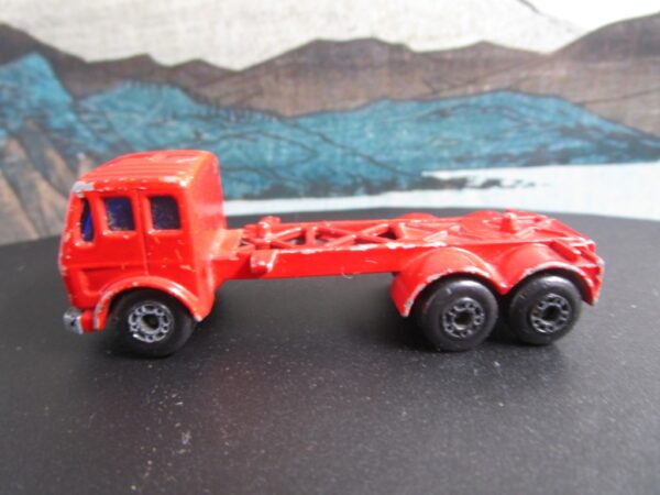 MATCHBOX No. 42C - MERCEDES CONTAINER TRUCK