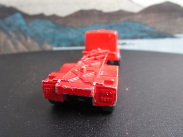 MATCHBOX No. 42C - MERCEDES CONTAINER TRUCK - Image 4