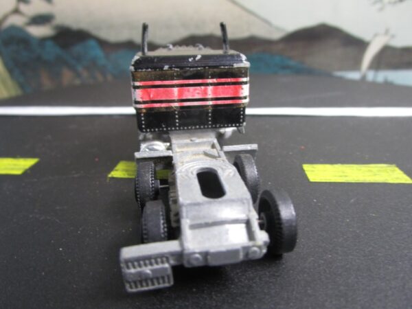 Yatming Kenworth "Brute Force" semi truck - Image 4