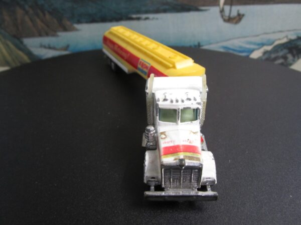 Yatming Kenworth and Exxon Happy Motoring Tanker - Image 7