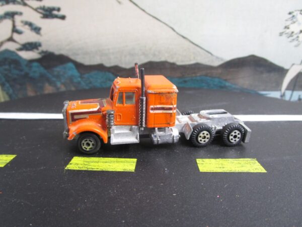 Yatming Road Hog Kenworth Semi Truck