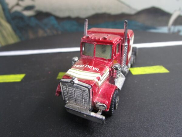 Yatming Kenworth Red Devil Semi Truck - Image 2