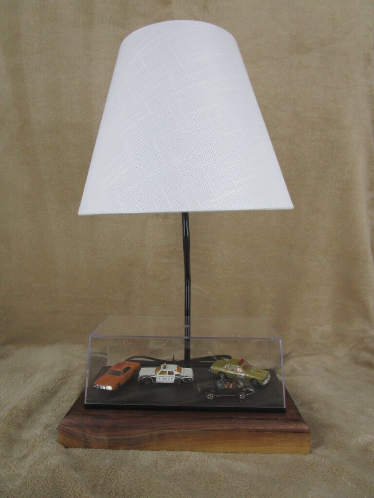 Hand Made Dark Walnut Base with Lamp for 1:24 Plastic Model display case - Image 9