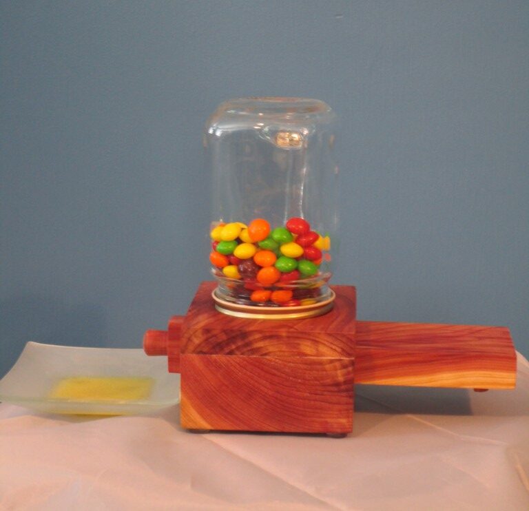 Eastern Red Cedar Candy Jar - Image 9
