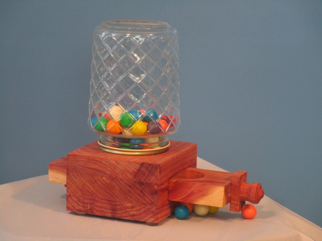 Eastern Red Cedar Candy Jar - Image 10
