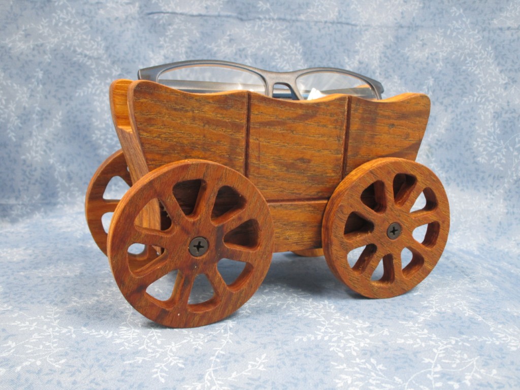 Oak Covered Wagon Eye Glass holder - Image 4