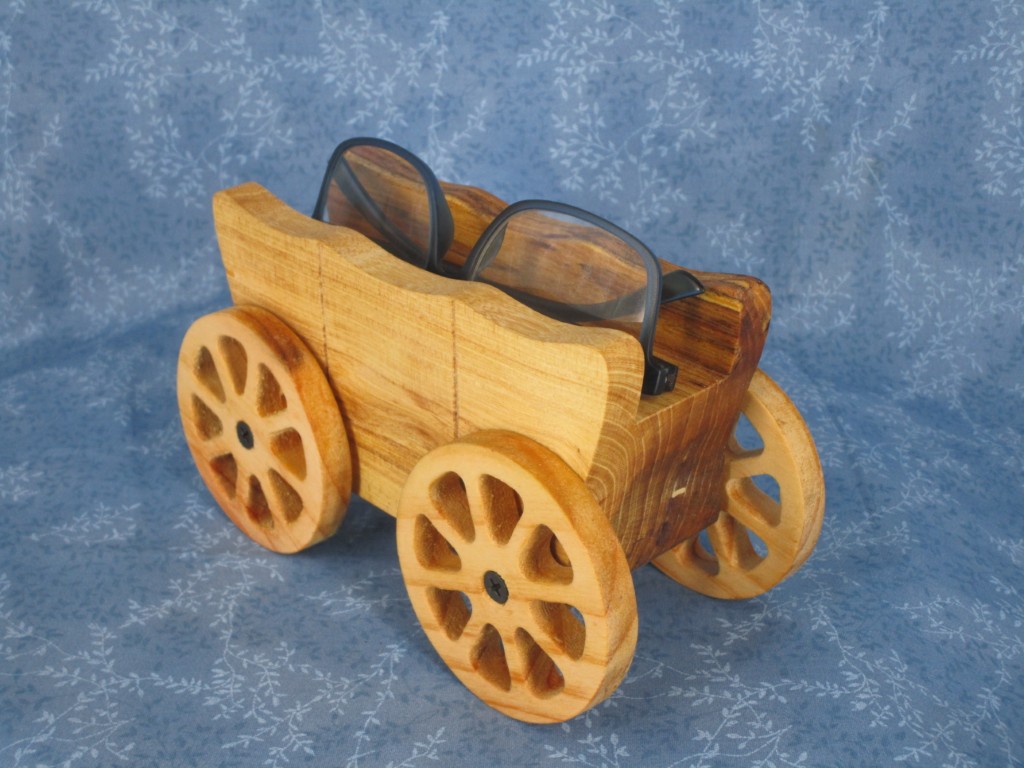 Honey Locust Covered Wagon Eye Glass holder - Image 4