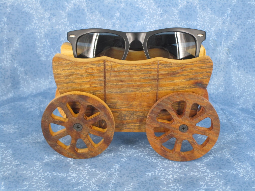 Oak Covered Wagon Eye Glass holder - Image 6